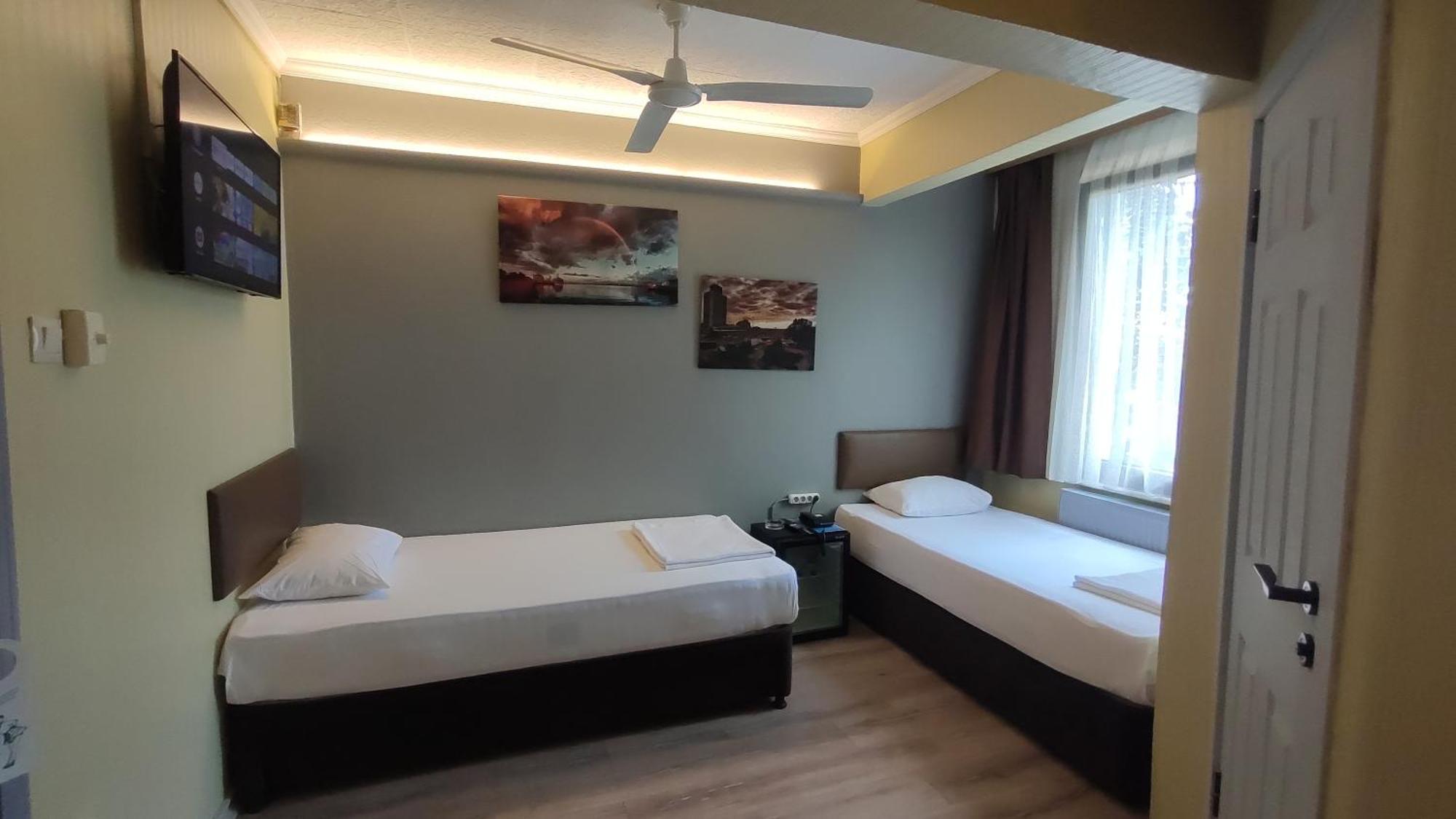 Hotel Torun Istanbul Old City Room photo